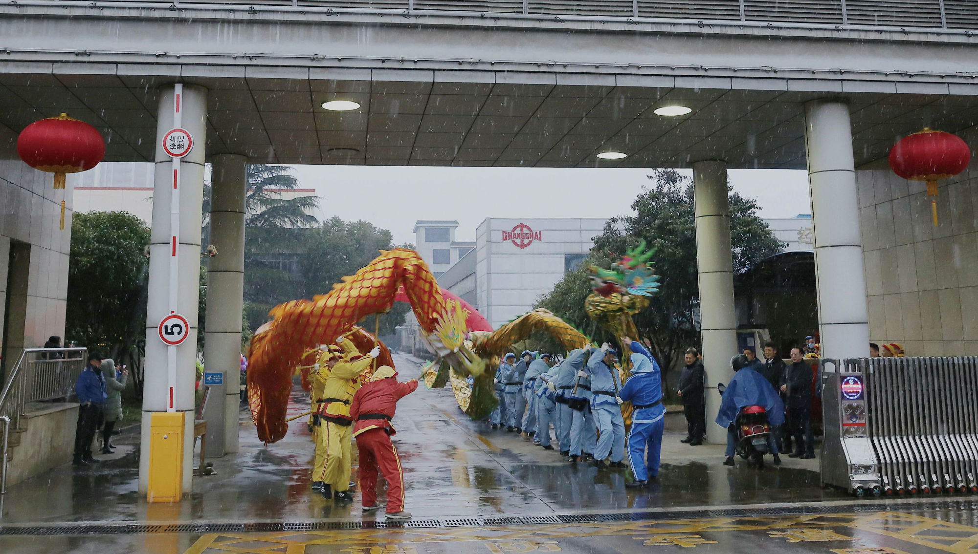 春节后上班第一天：公司向导向职工贺年送祝福 - 今日杏耀平台 - 杏耀平台		